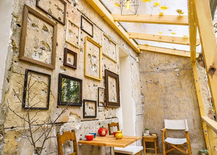 Bond & Sue Apartment Budapest